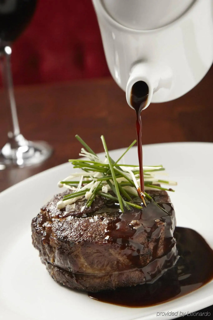 InterContinental Chicago Magnificent Mile by IHG