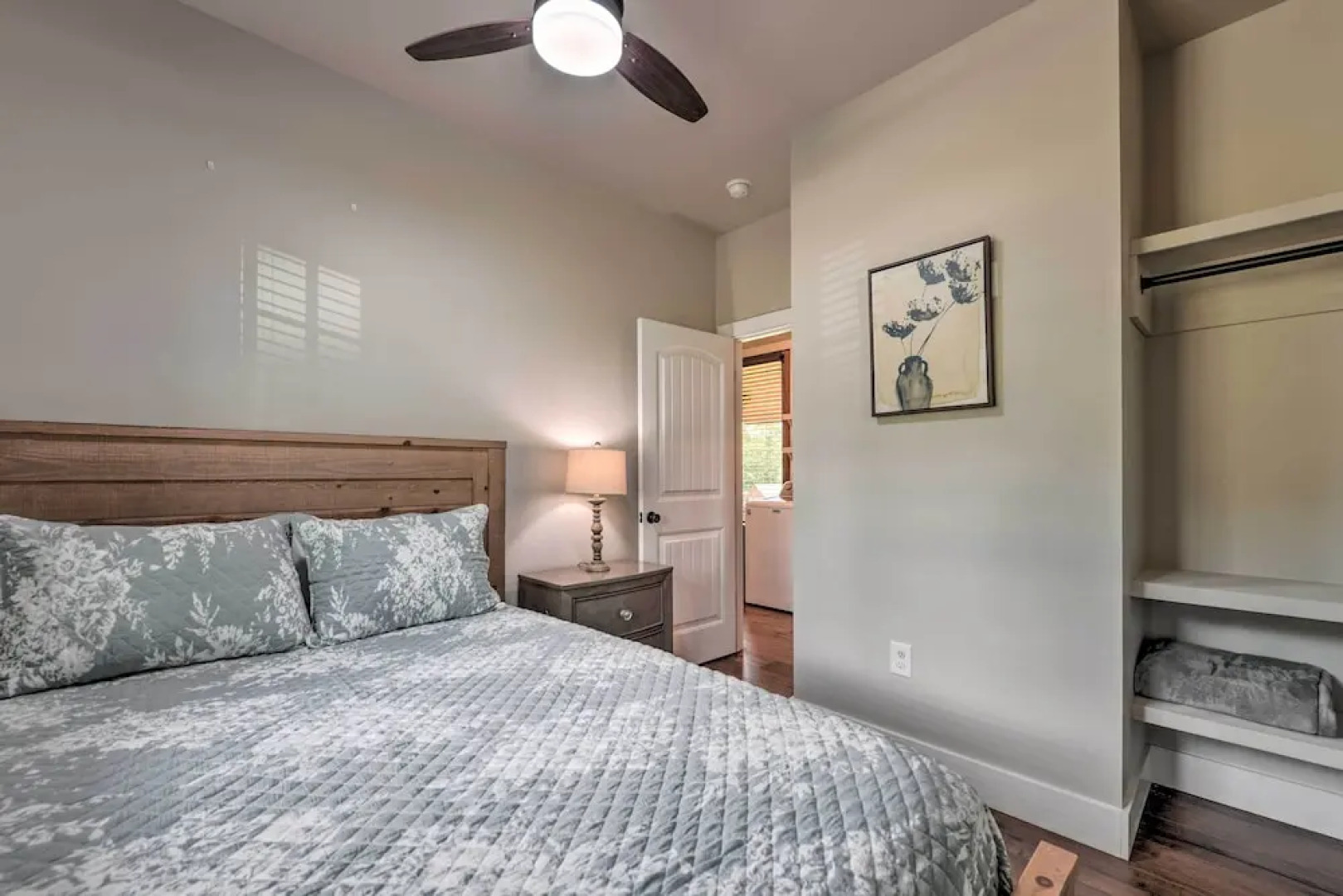 7 Mi to Ski Sapphire Valley: Cottage w/ Fire Pit