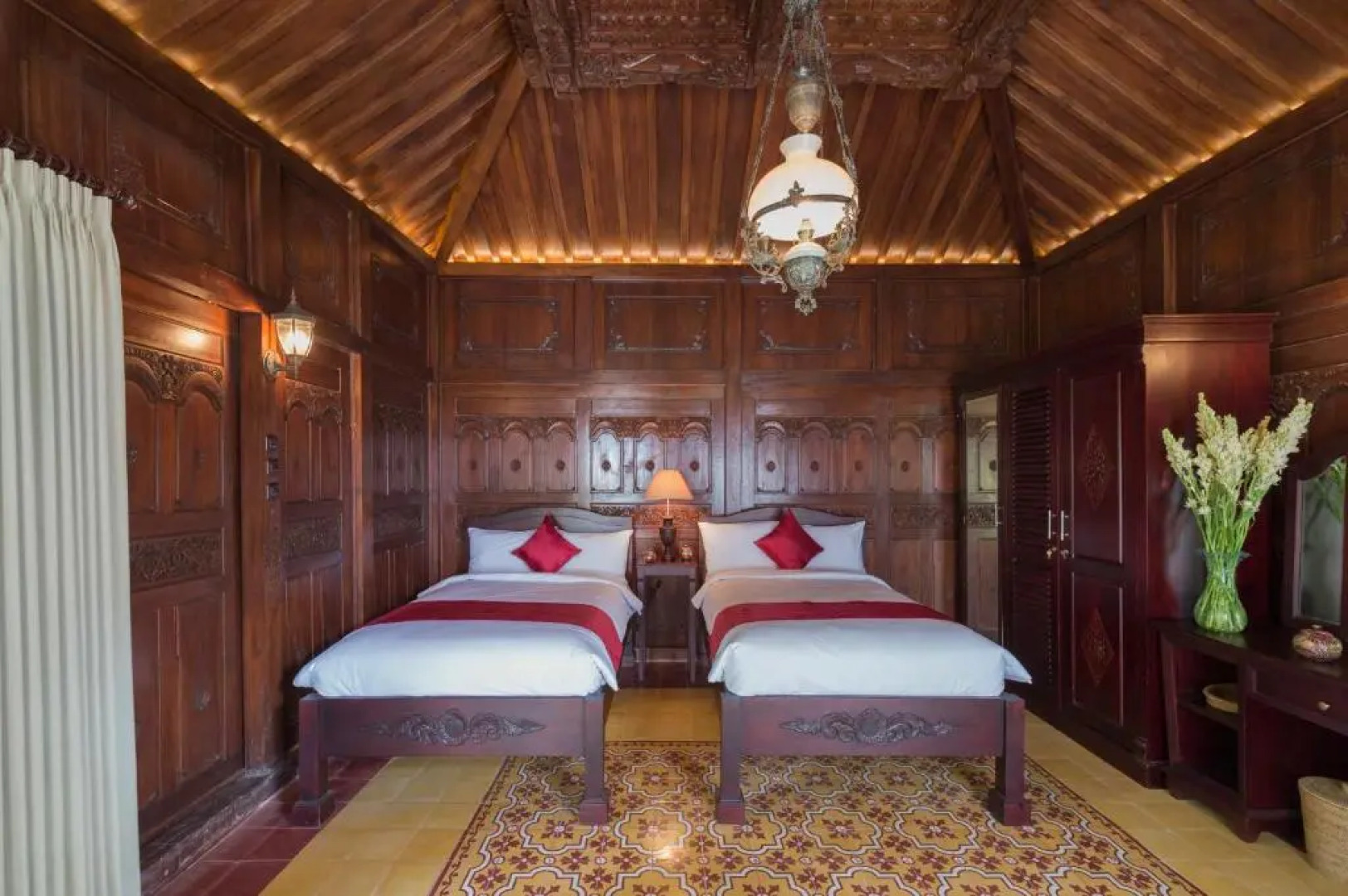 Diamond Beach Villa Lombok