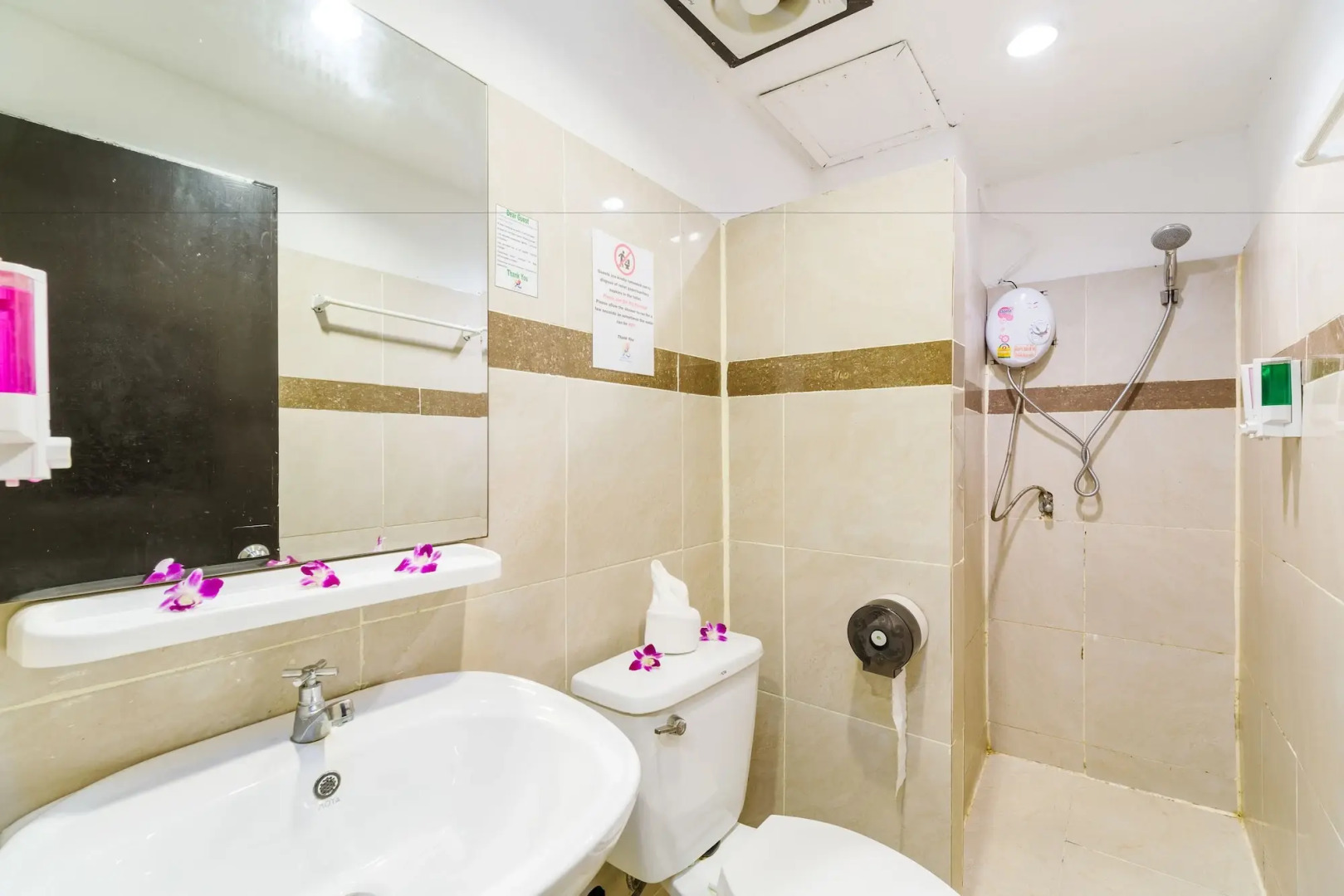 Rich Resort Beachside Hotel