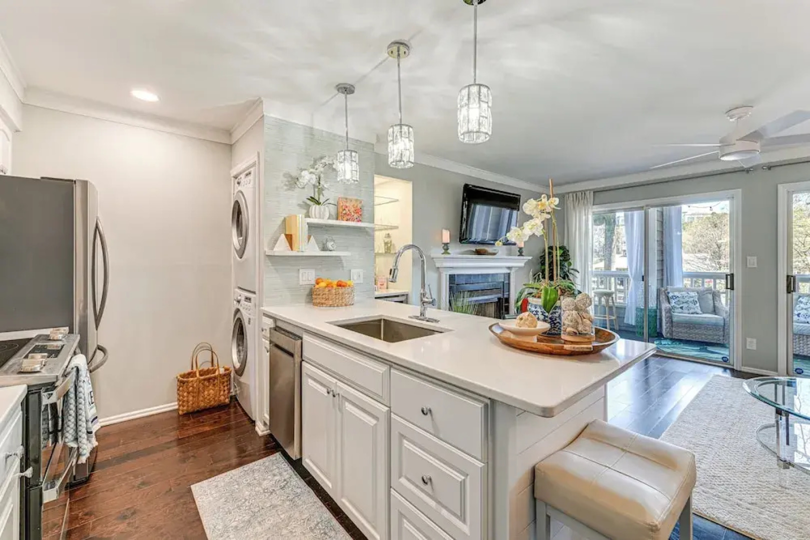 Waterfront Lake Norman Retreat w/ Pool Access!