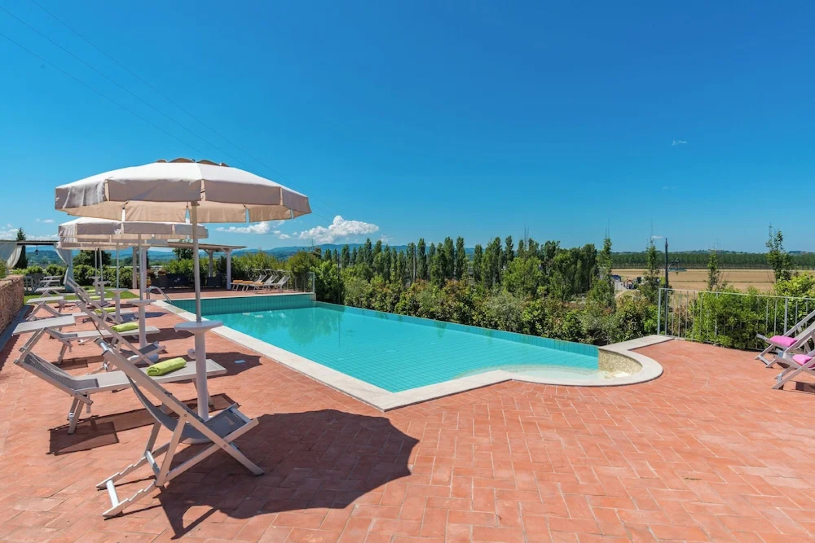 Luxury Villa in Tuscany With Pool Near Pisa and Florence - Eight Bedrooms 14 pl