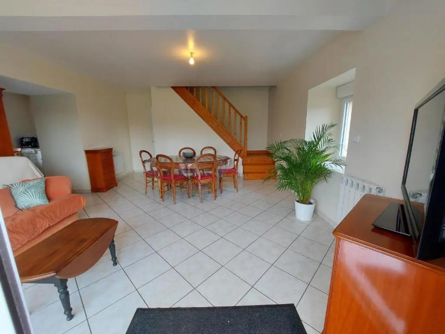 Gîte Cossé-le-Vivien, 3 pièces, 5 personnes - FR-1-600-197