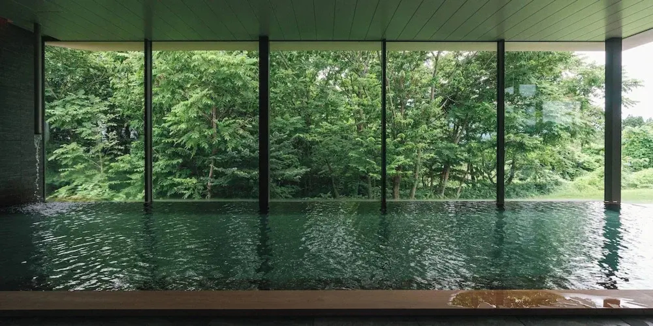 Snow Peak FIELD SUITE SPA HEADQUARTERS