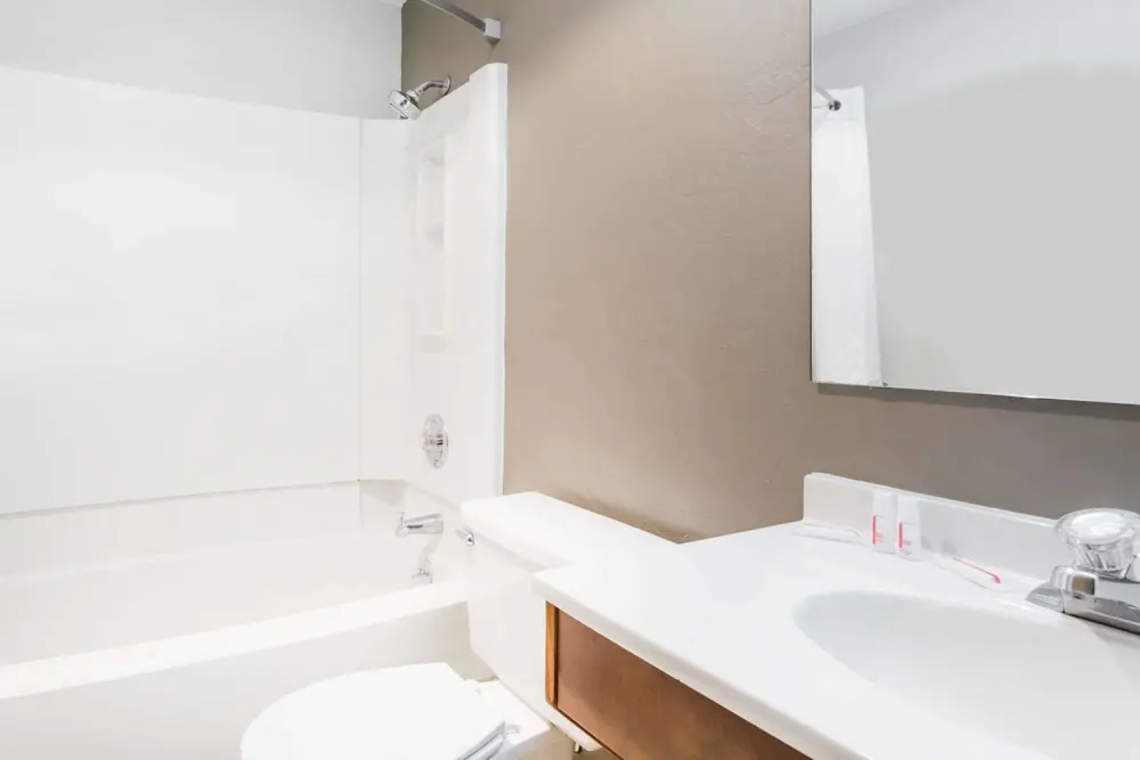 Super 8 Motel - Bremerton