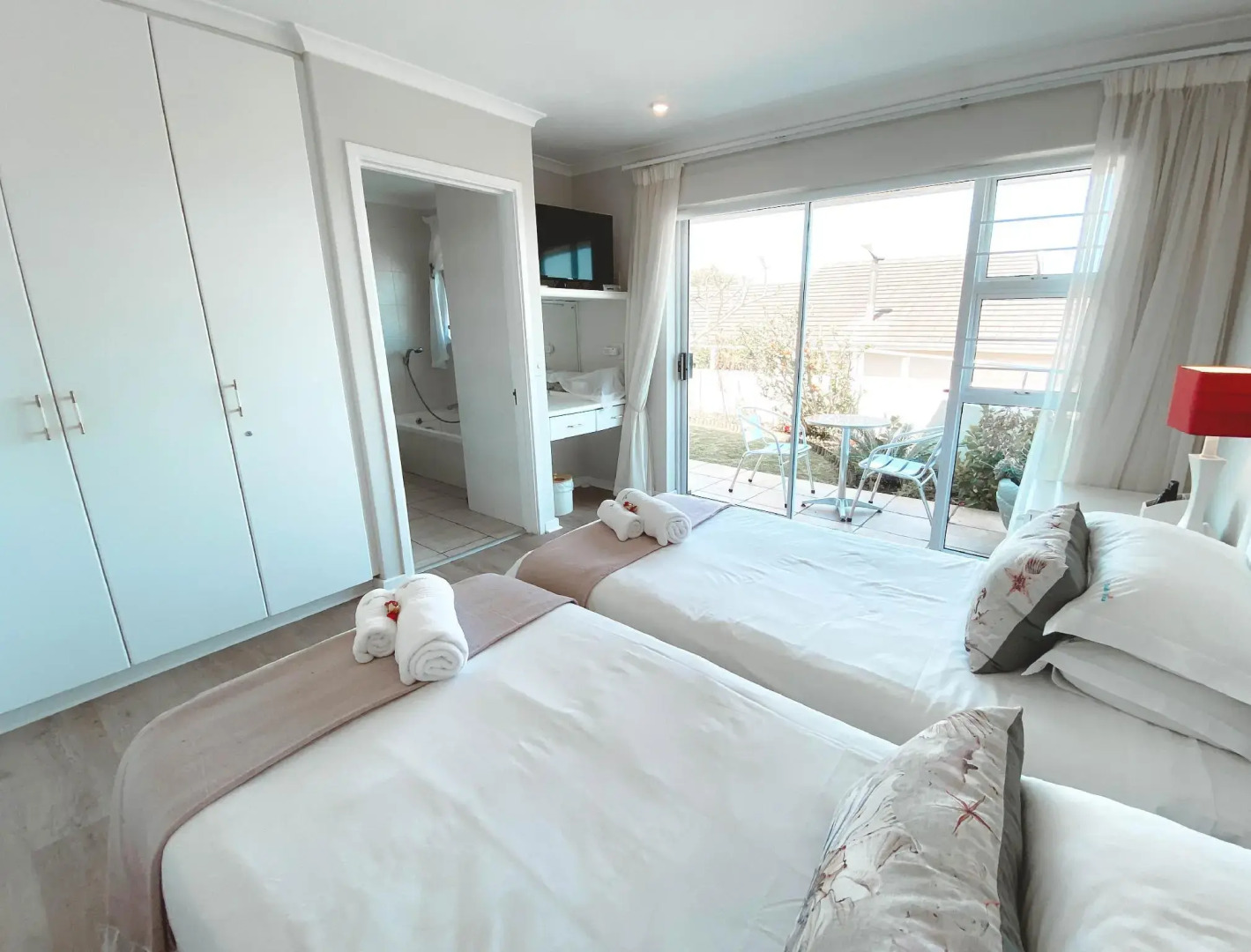 Thanda Vista - Bed and Breakfast