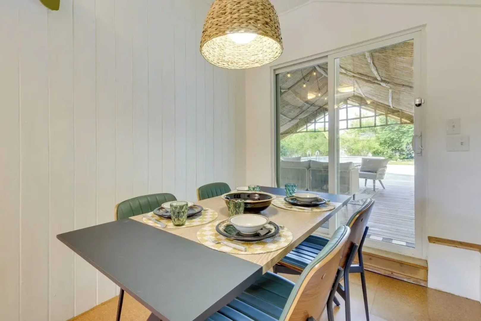 Mount Dora Home: Private Pool, Spa & Tropical Bar!