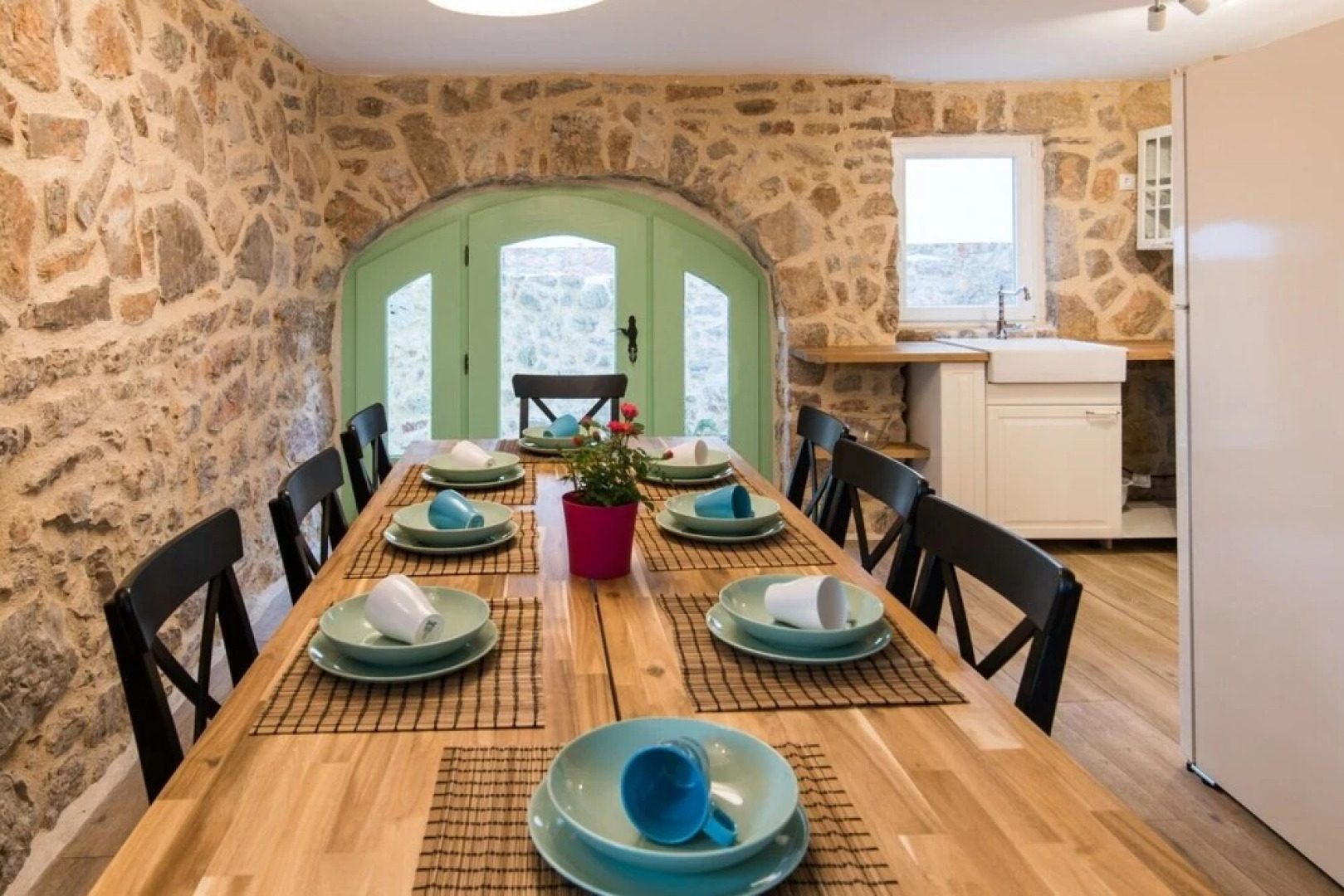 Peace - Rustic With Pool - H