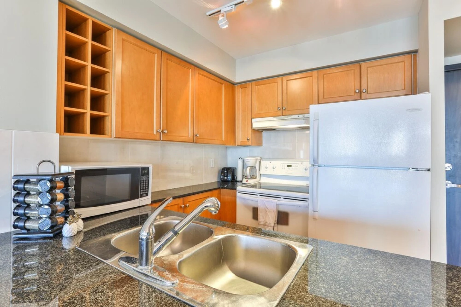 Entertainment District Modern Condo