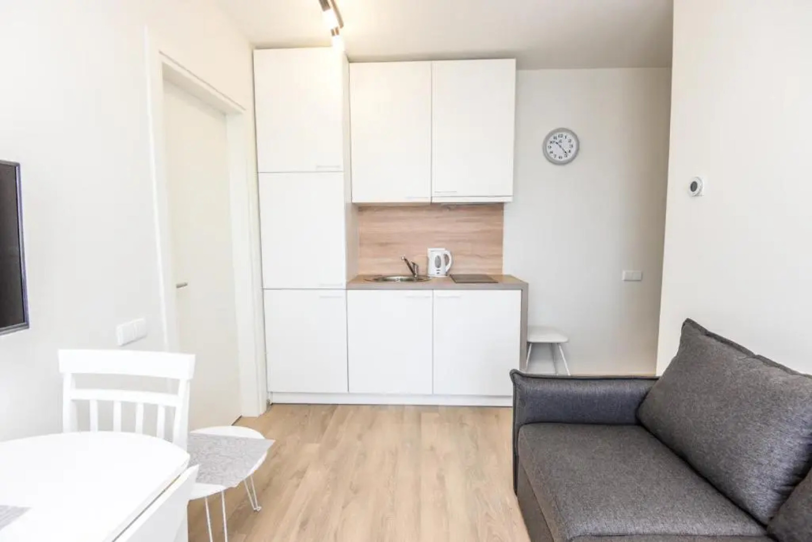 Apartment Vėsa - L14