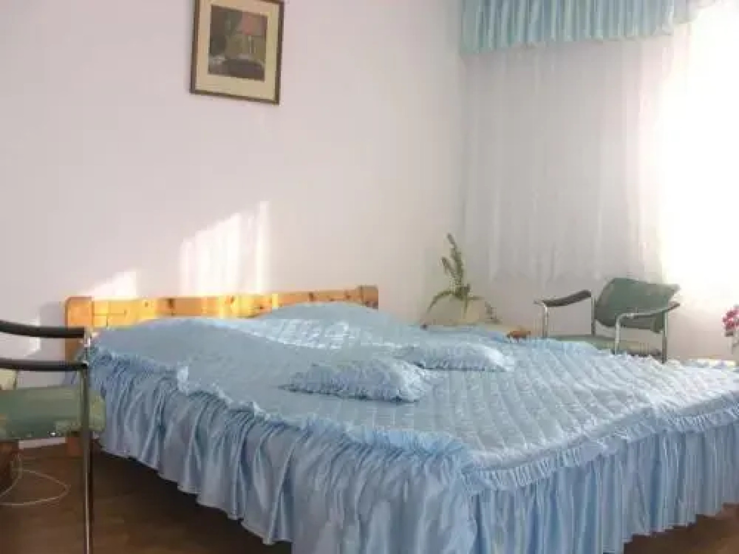 Bed-Breakfast by Tina