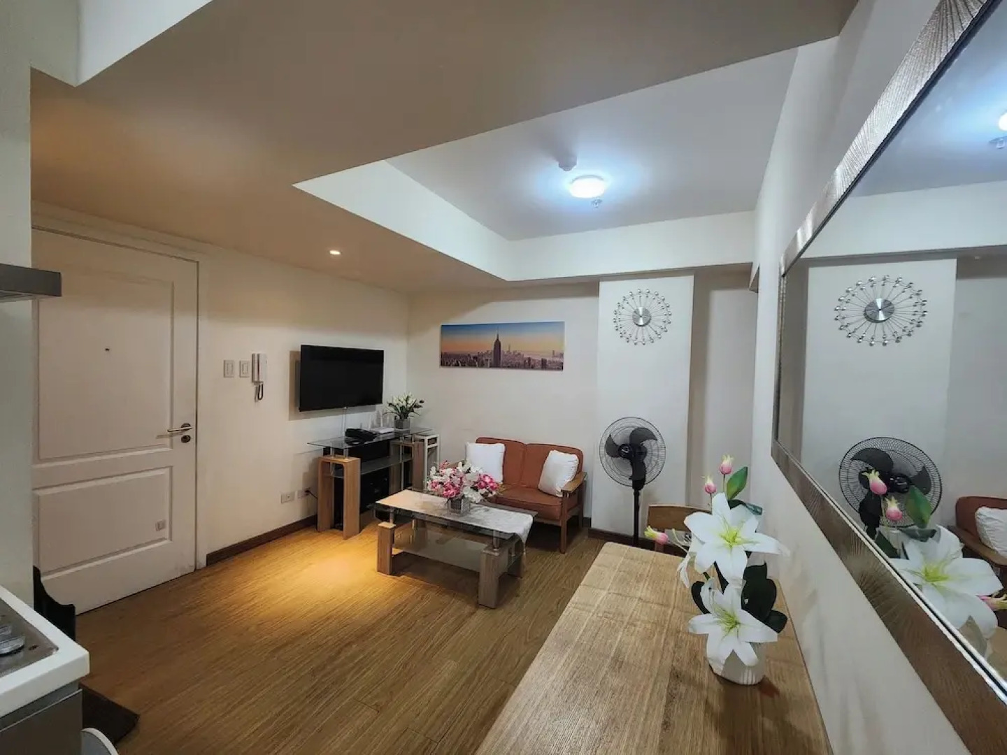 Azure Staycation Philippines by AMRS Near Manila International Airport