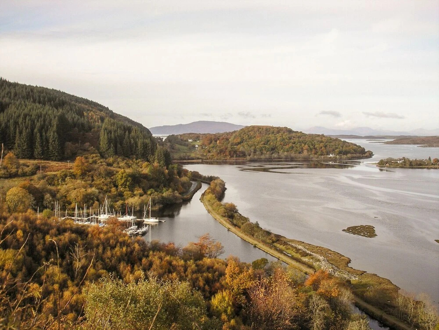 Seaview-barsloisnach Cottage