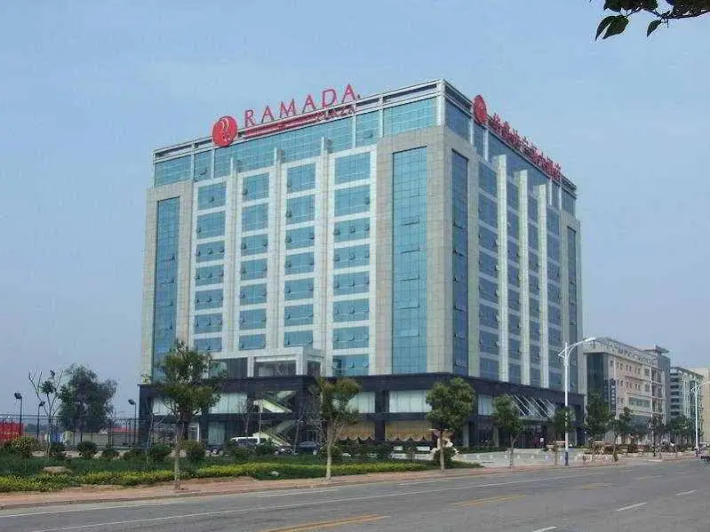 Ramada Plaza
