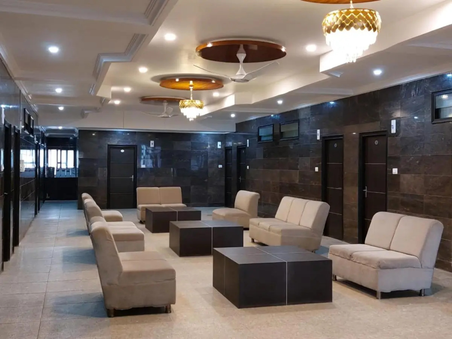 Staymaker Siddeshwara Comforts