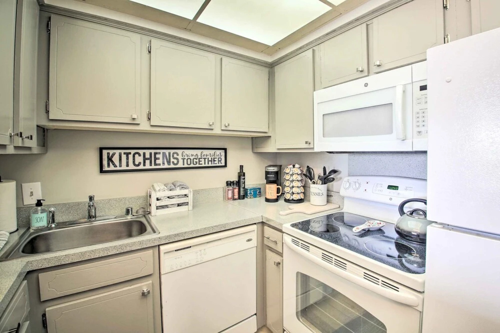 Pool & Views: 'seventh Heaven' Hot Springs Condo