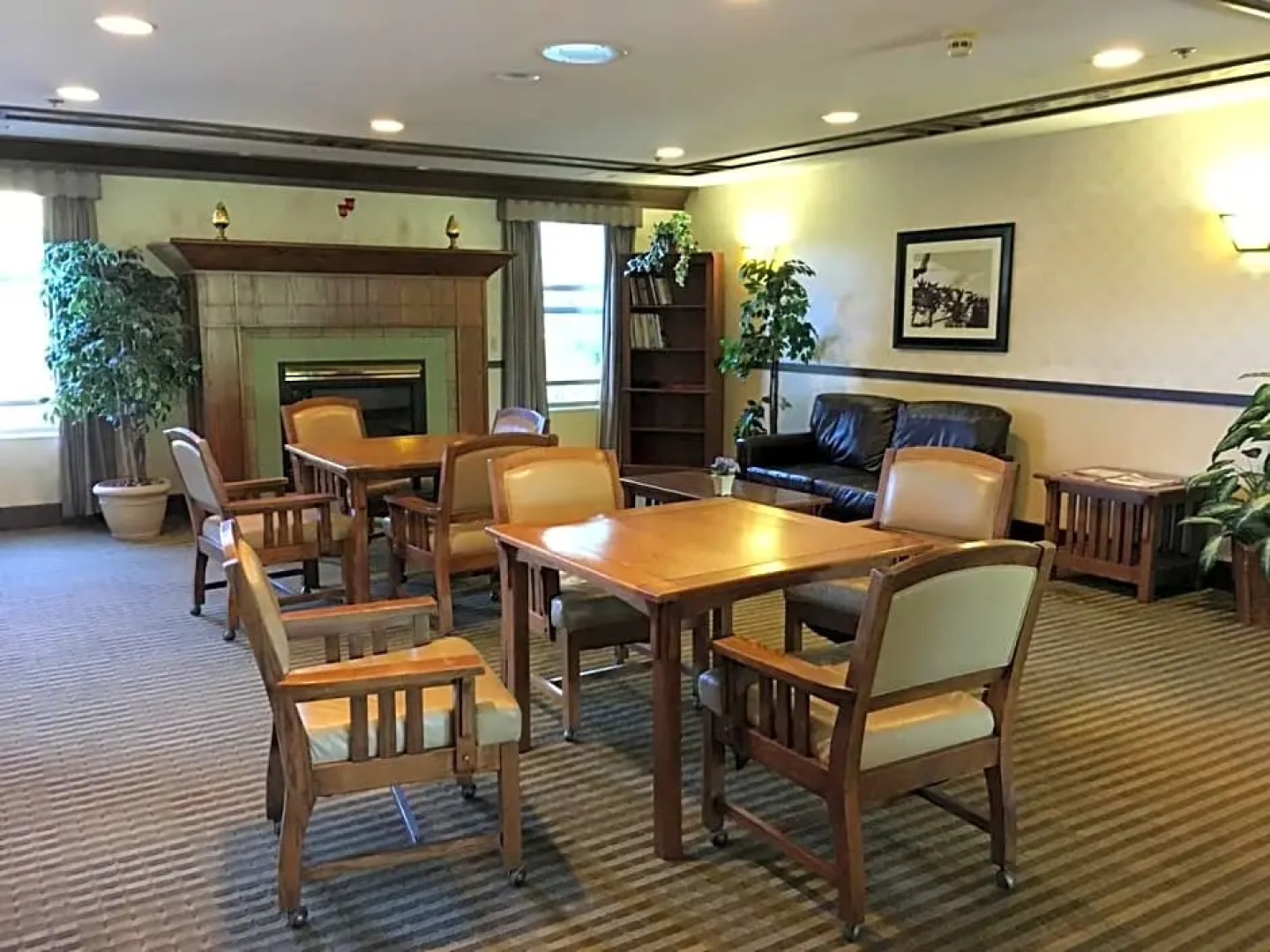 Norwood Inn & Suites