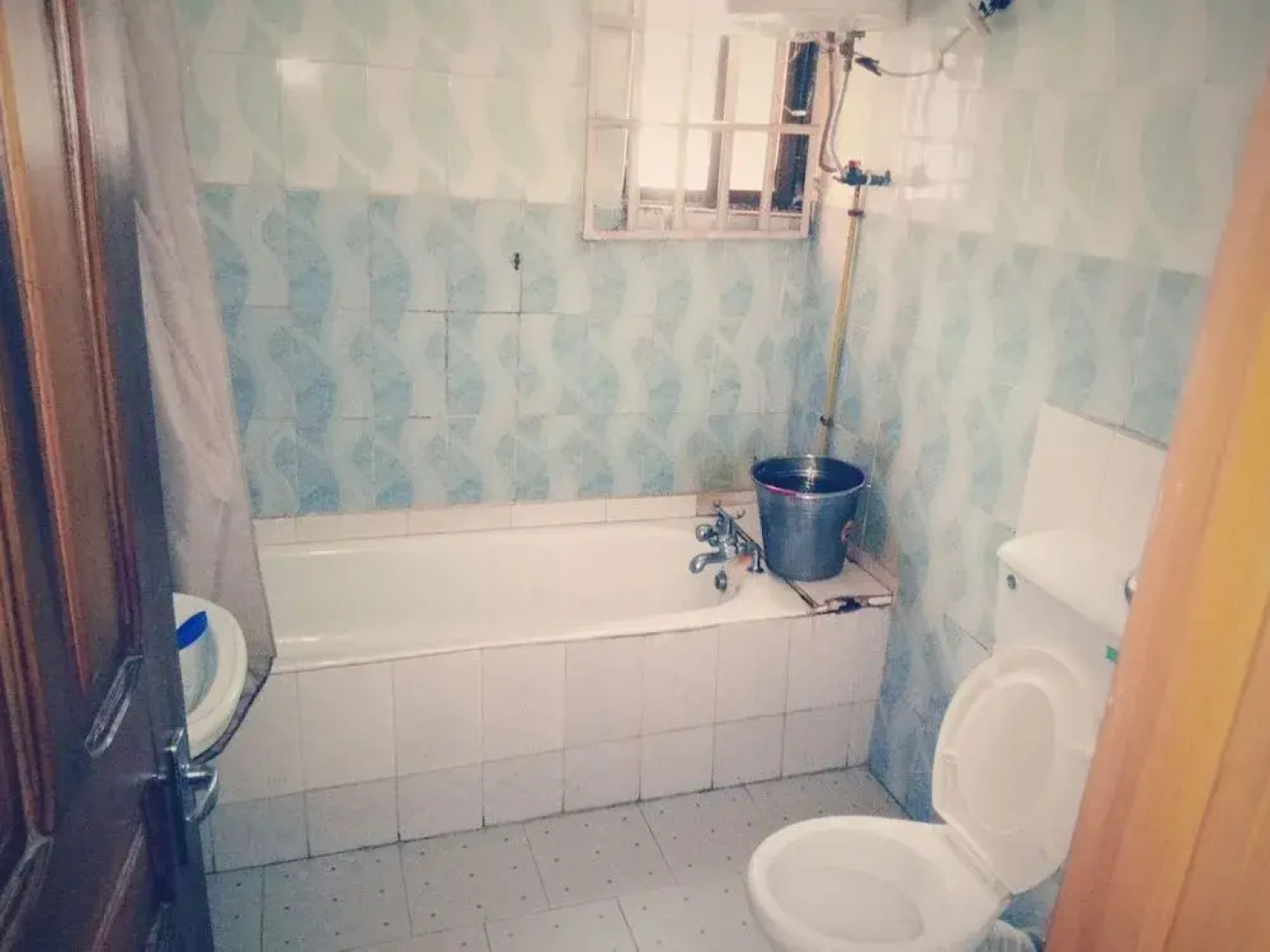 Bv.Standard Executive Suite