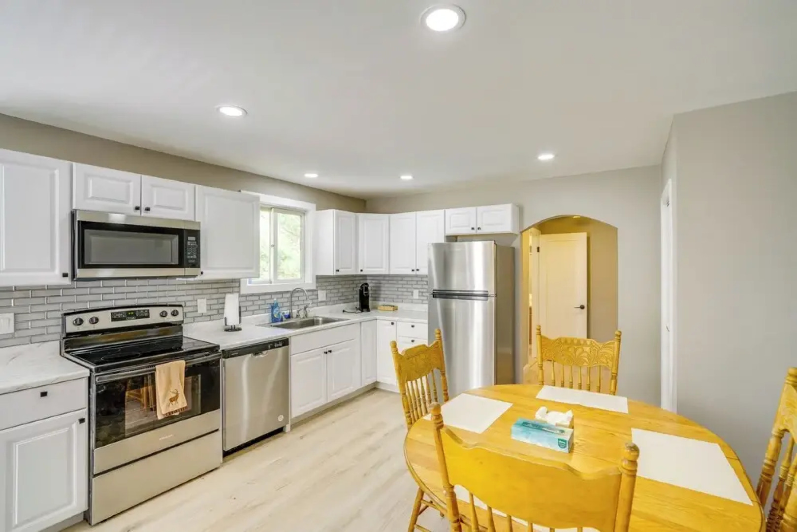 Relaxing Catskills Apt < 3 Mi to Windham Mountain!