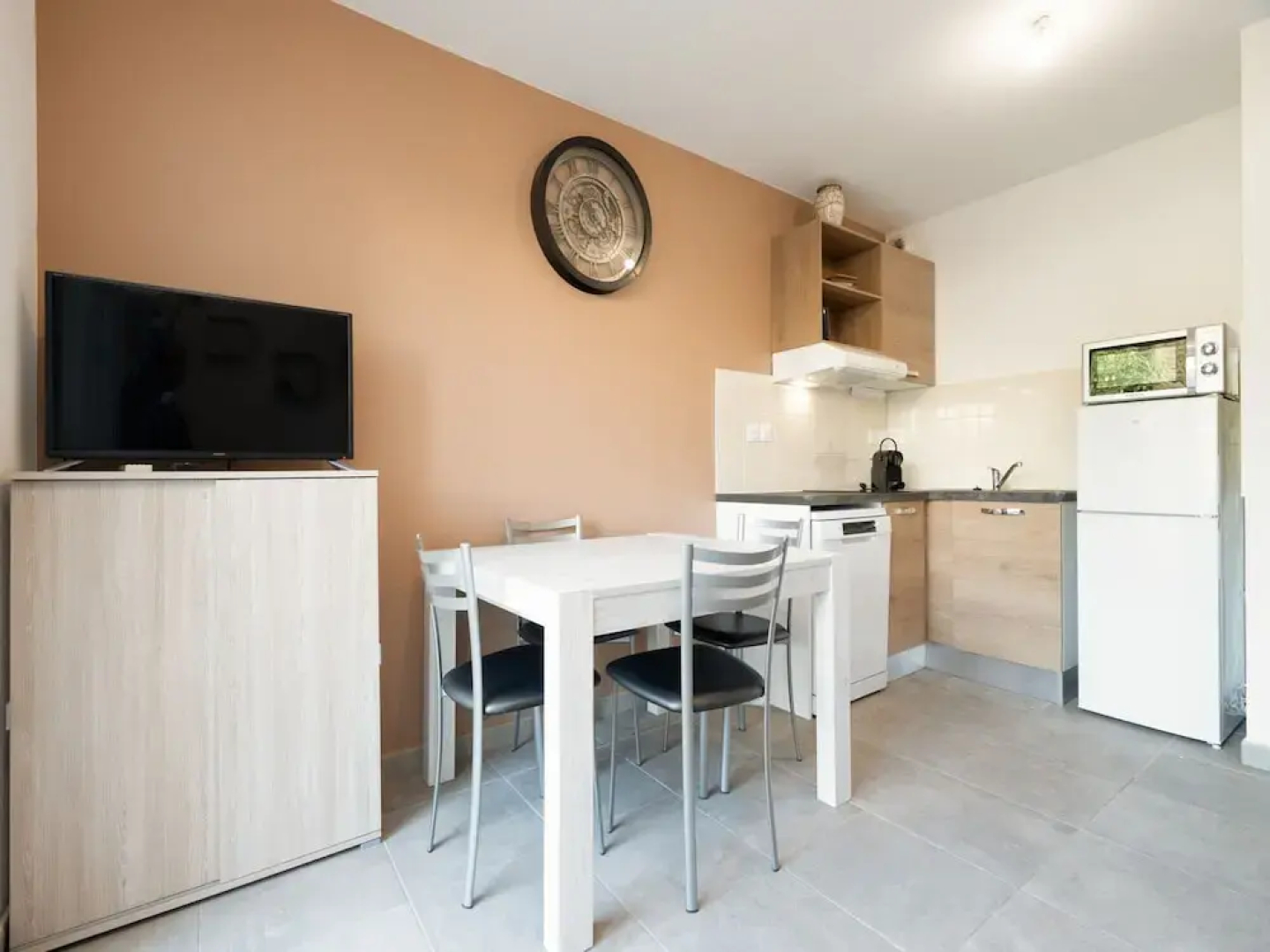 Coastal Comfort in Valras-plage