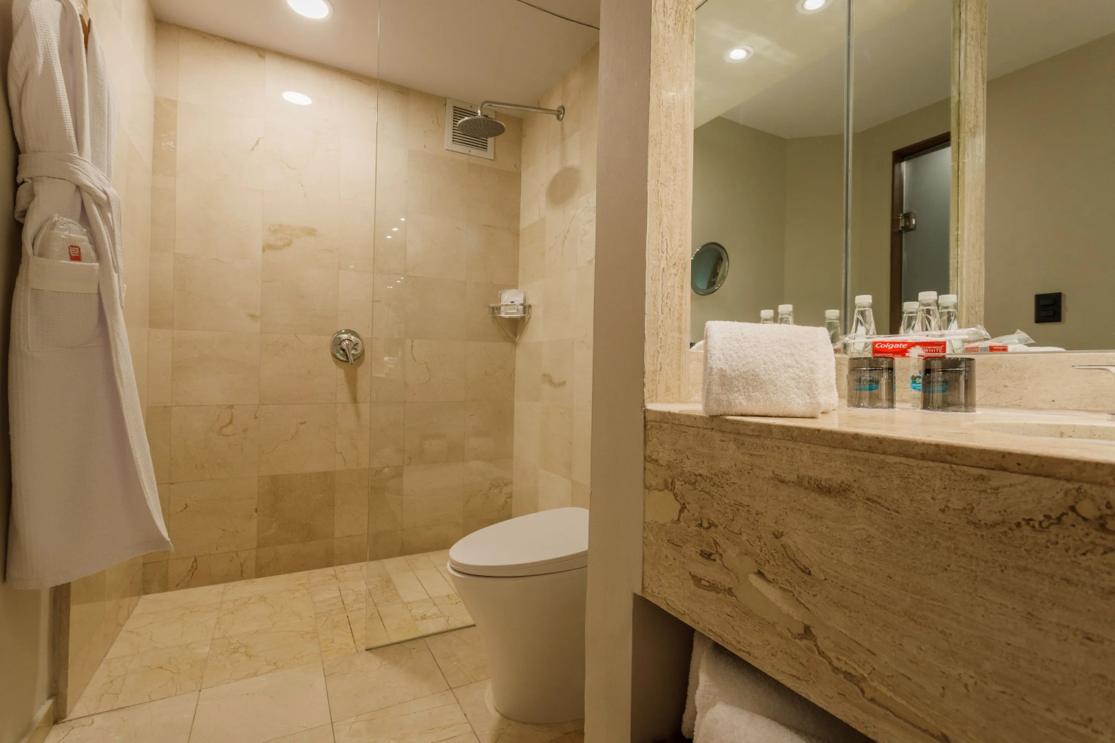 Отель Camino Real Aeropuerto Mexico