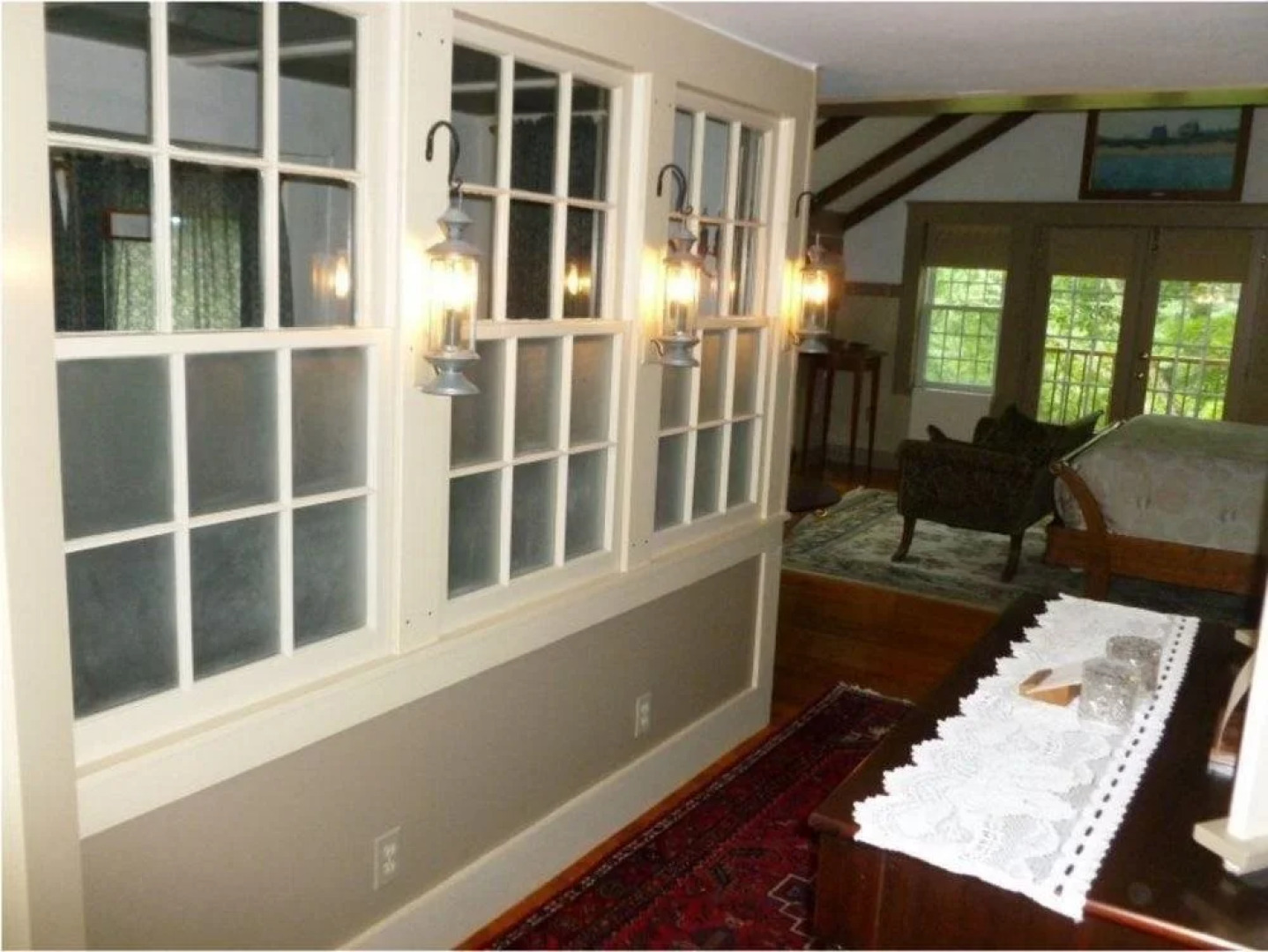 1786 The Limestone Inn Bed & Breakfast