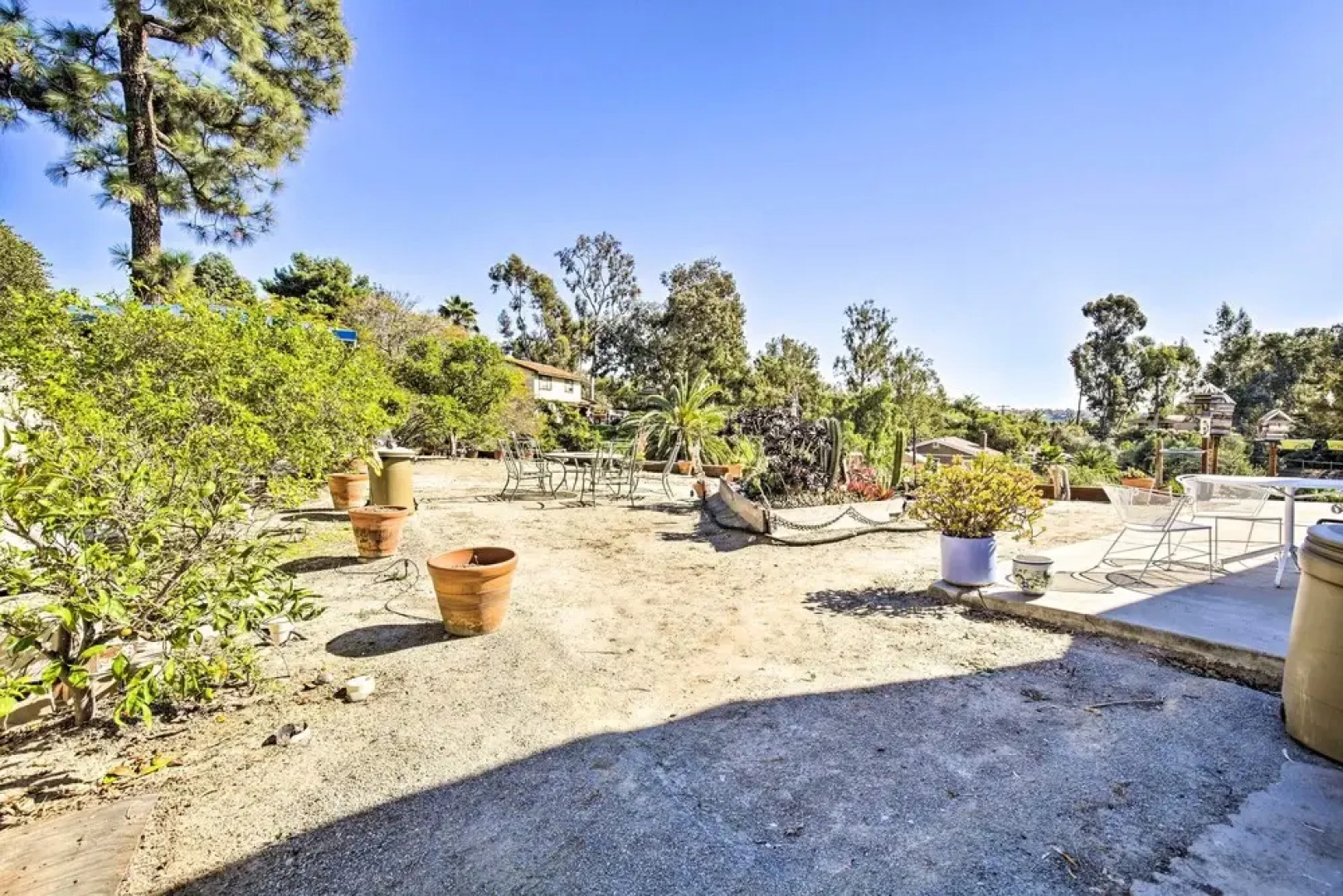 Sunny Bonita Studio ~ 5 Mi to Historic Dtwn!