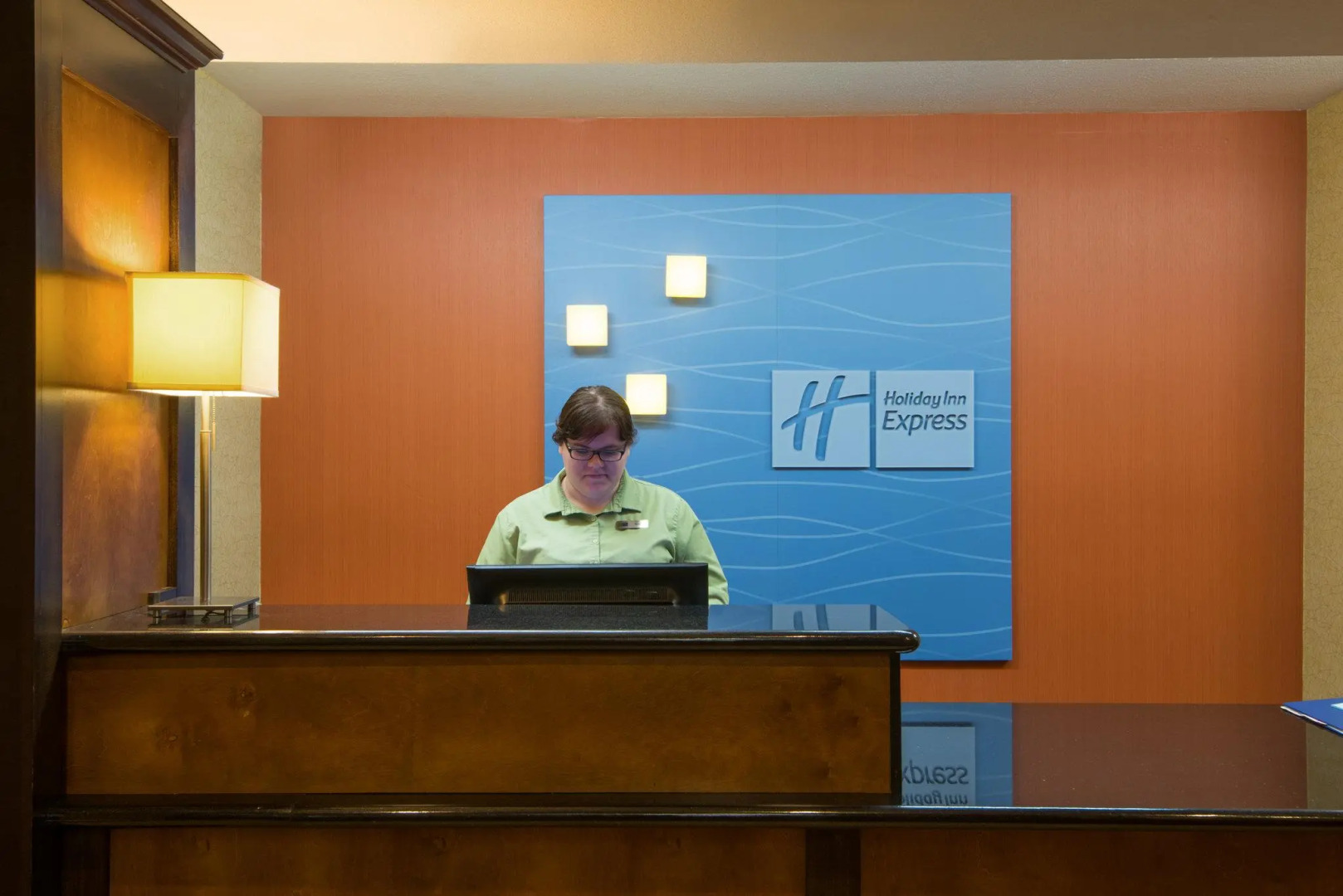 Holiday Inn Express & Suites Wauseon by IHG