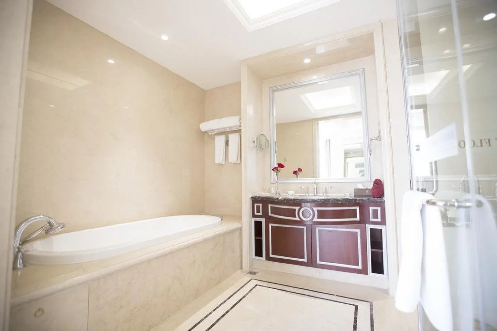 Zhangjiakou International Hotel