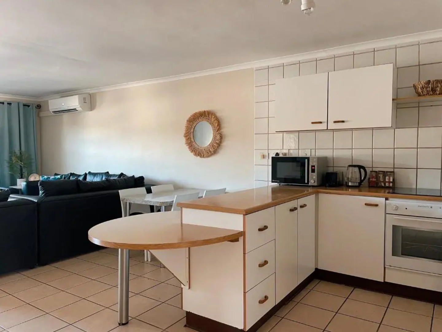 Waterfront 2 Bedroom Apartment