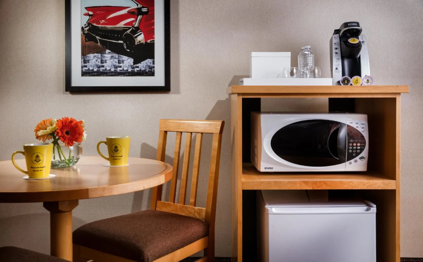 Staypineapple, University Inn, University District Seattle