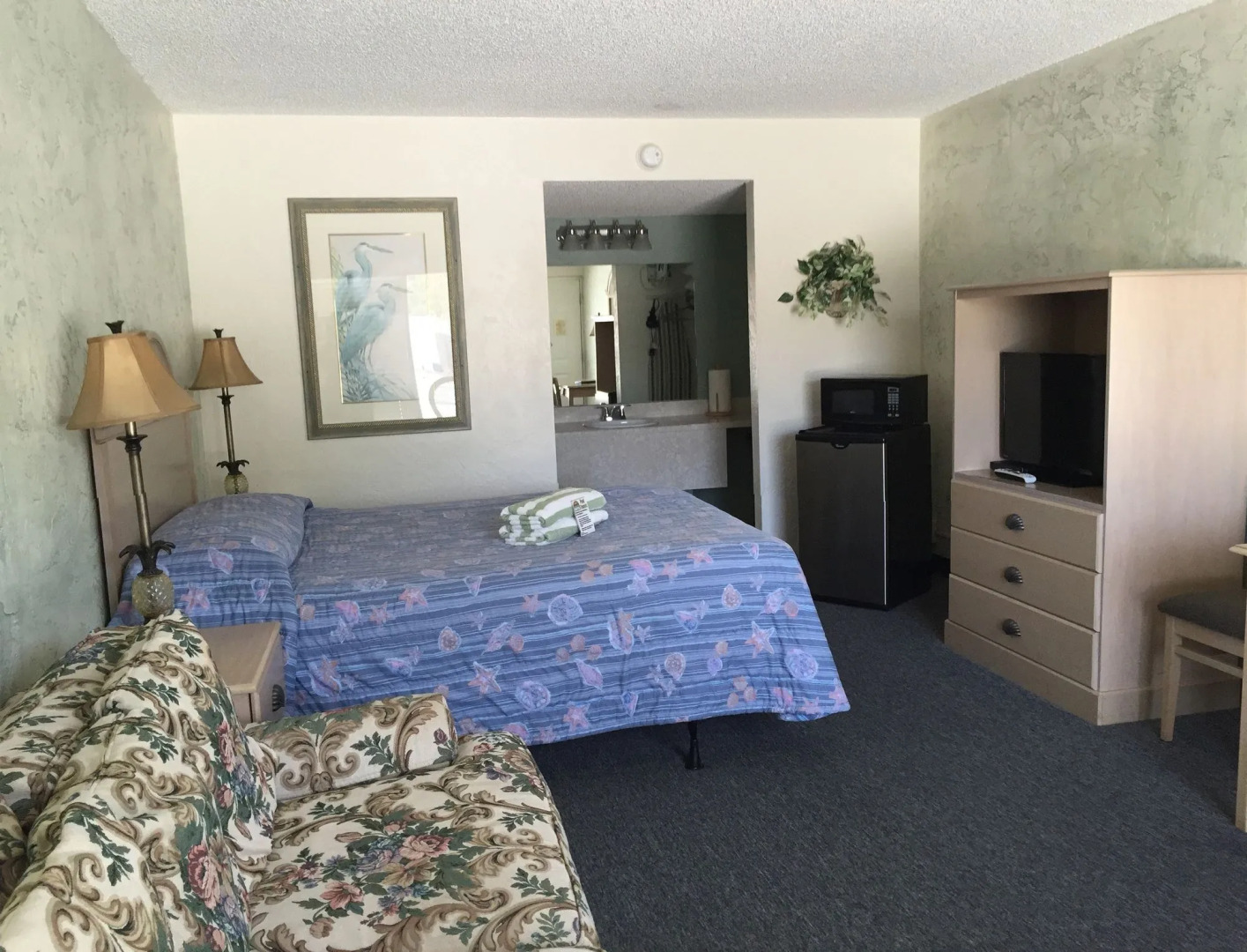 Bonita Beach Inn and Suites