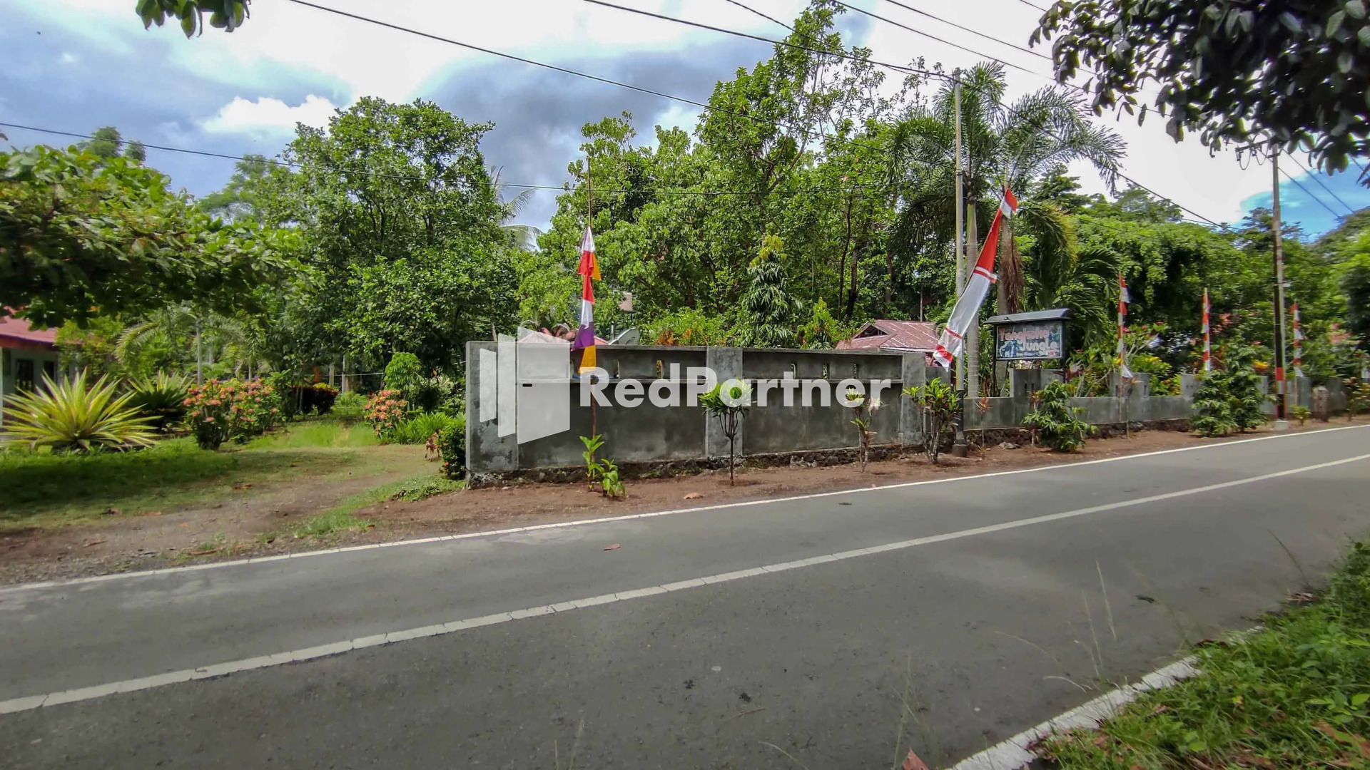 OYO 90988 Tangkoko Jungle Homestay