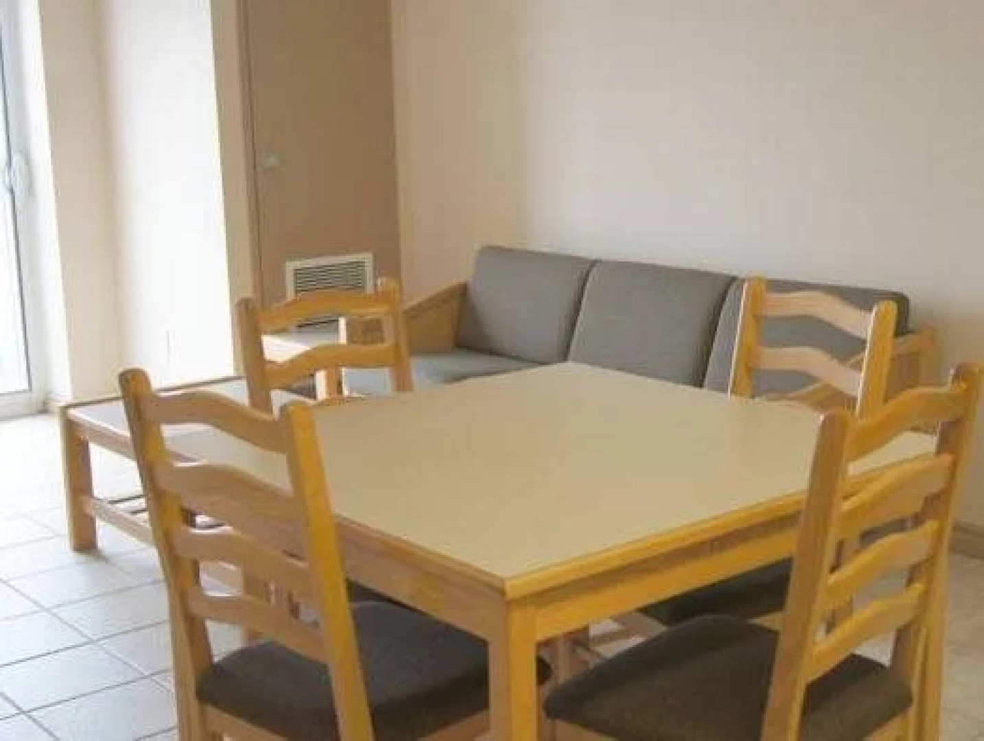 Backpacker College at Wilfrid Laurier University