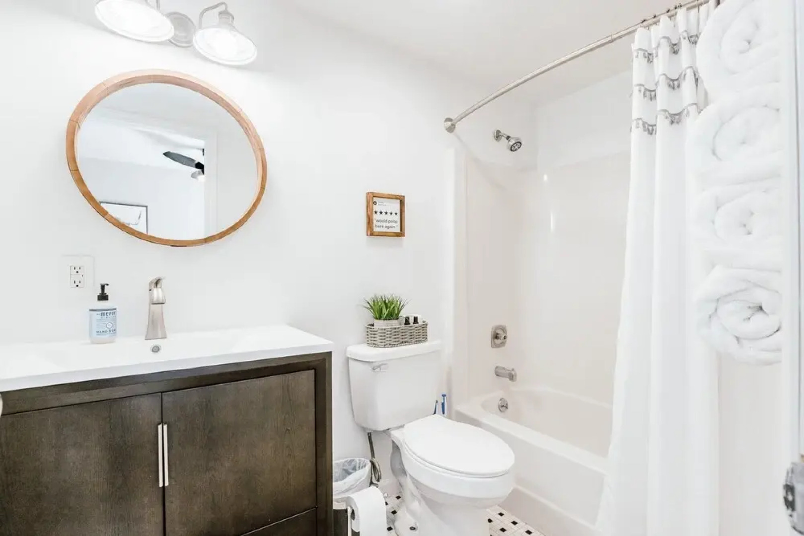 Tryon's Treasure ~ Walk to D-twn Tryon ~ Disney+