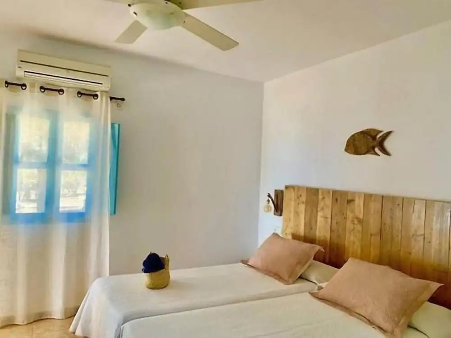 Meridium Apartments & Beach Club