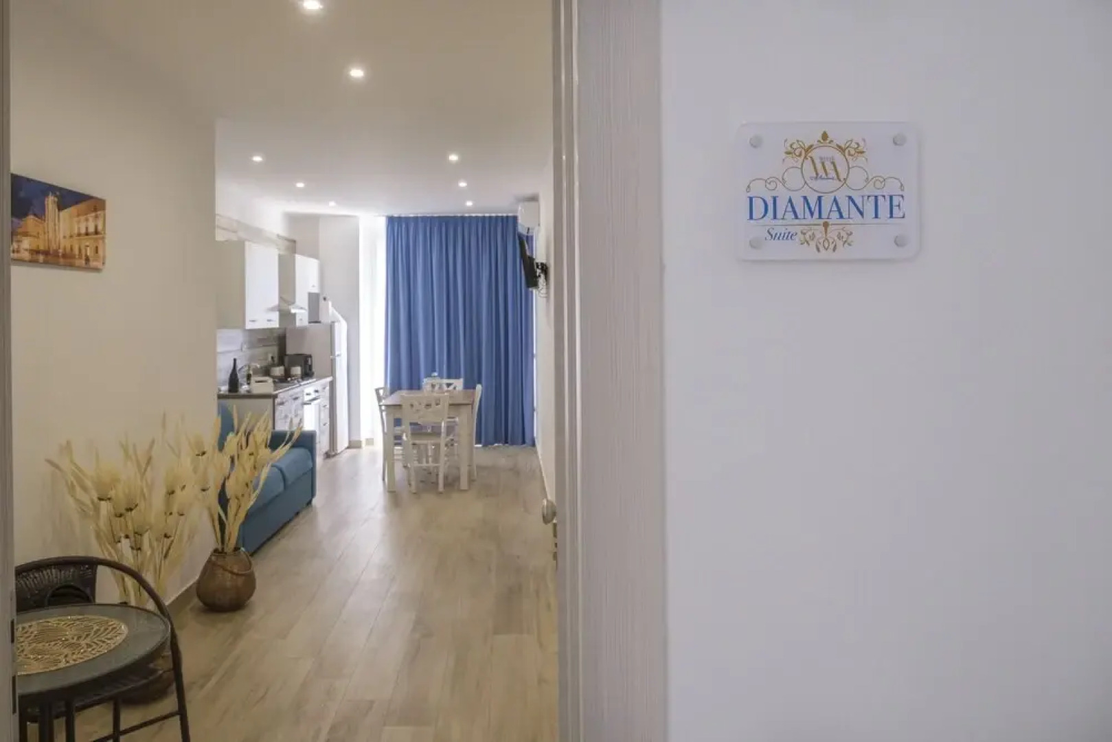 Diamante Apartment On Sea Shore