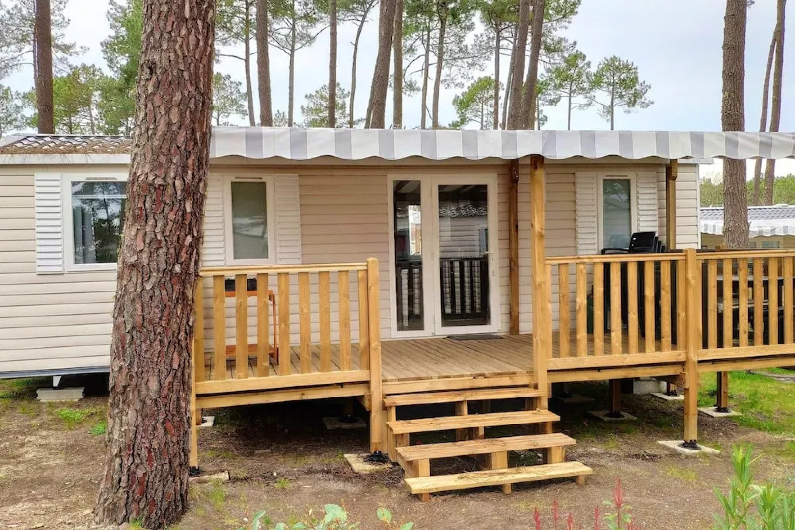 Property with 3 Bedrooms in Saint-Julien-En-Born, with Pool Access And Furnished Garden - 4 Km From the Beach