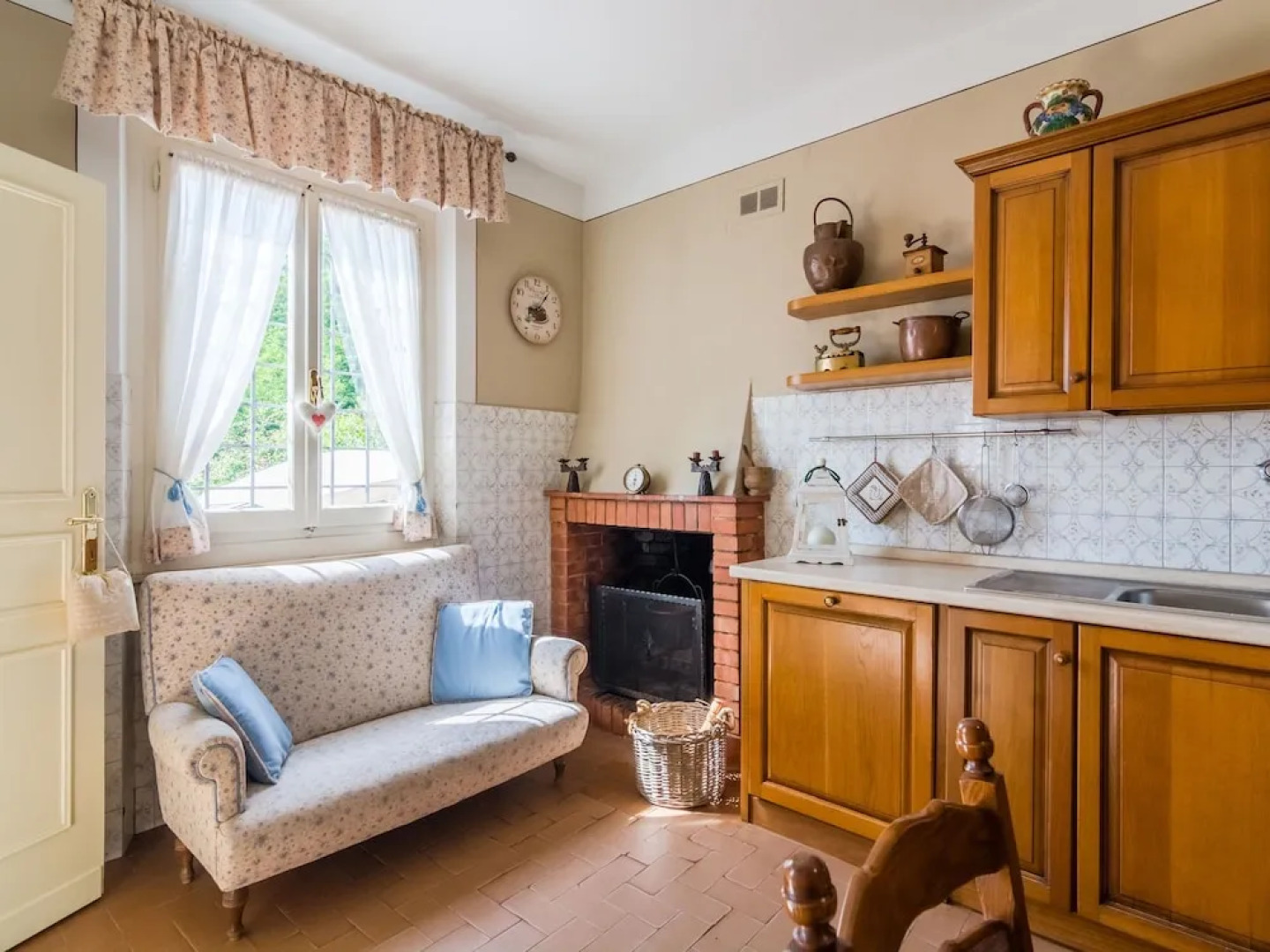 Spacious Holiday Home in Marliana Italy with Private Garden