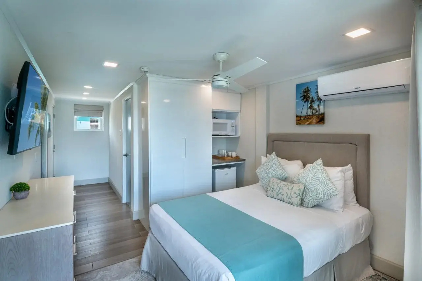 Carib Blue Apartments