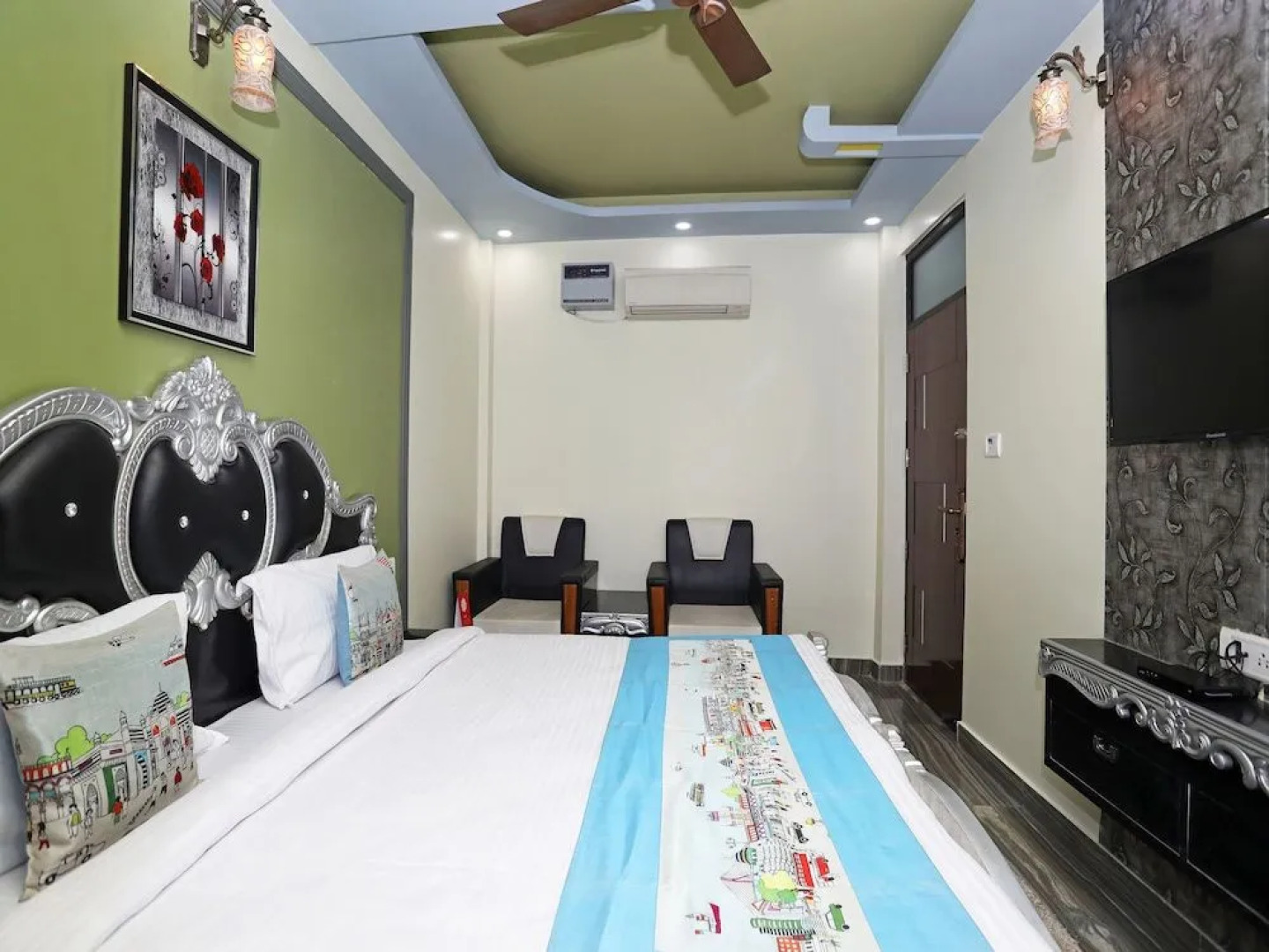 OYO 2629 Hotel Royal Odyssey