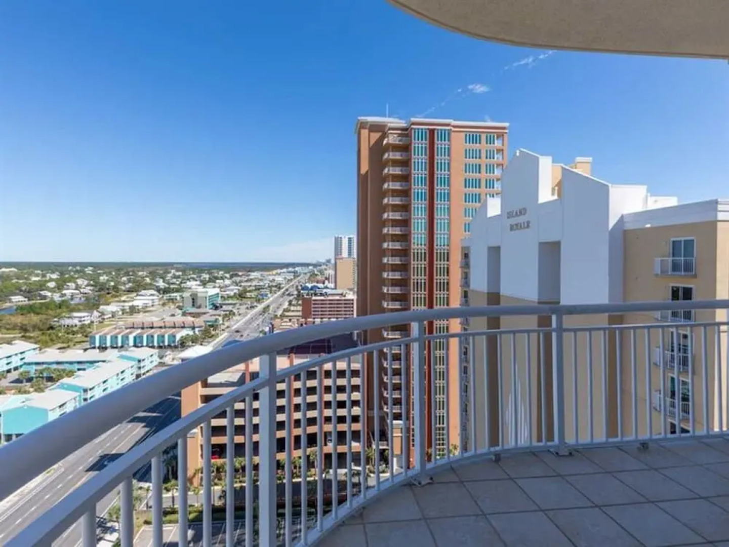 Oceania 13 by Meyer Vacation Rentals