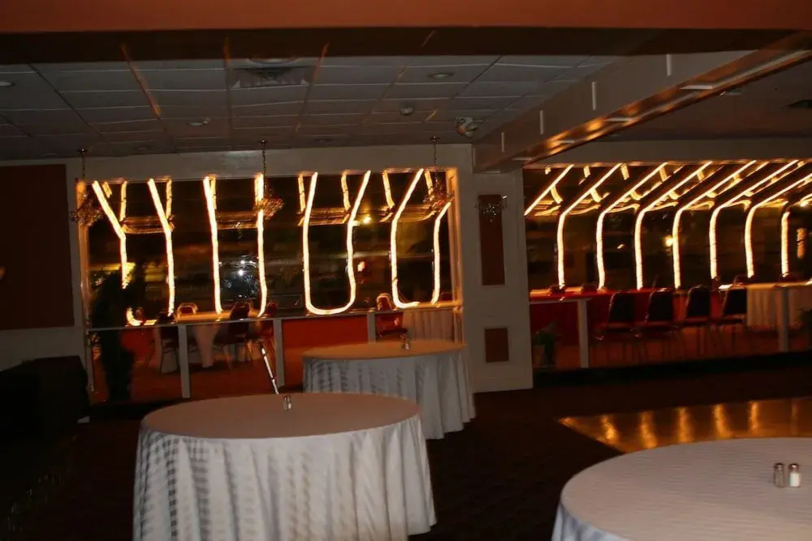 Hudson Valley Hotel And Conference Center