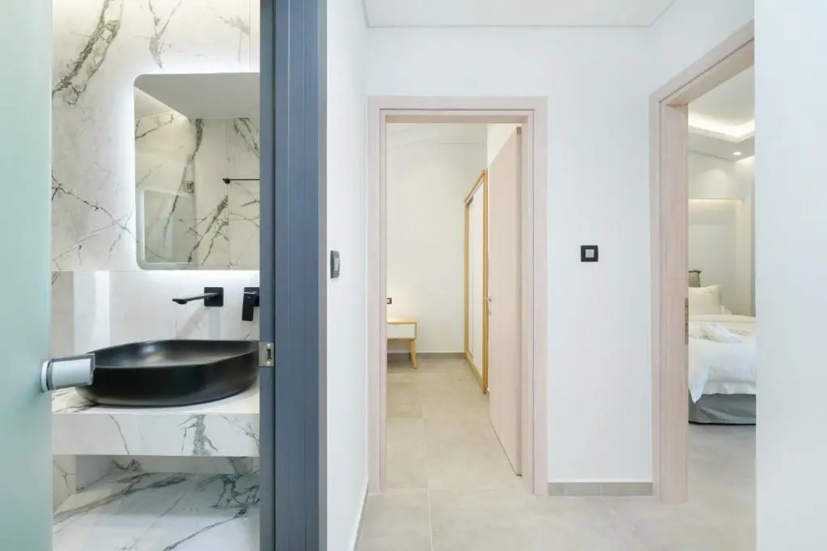 Aloe Elegant Suites