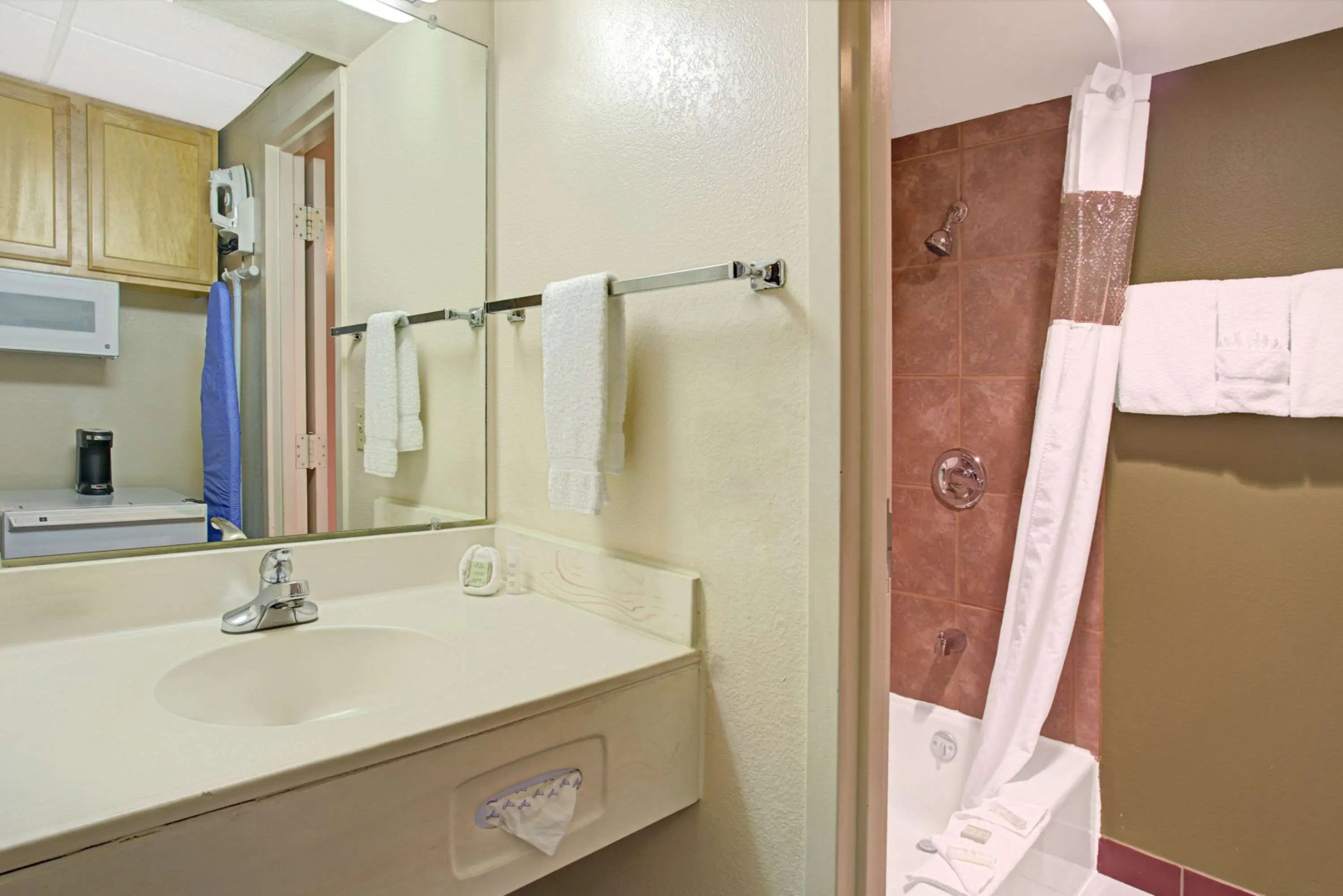 Super 8 by Wyndham Wheat Ridge/Denver West