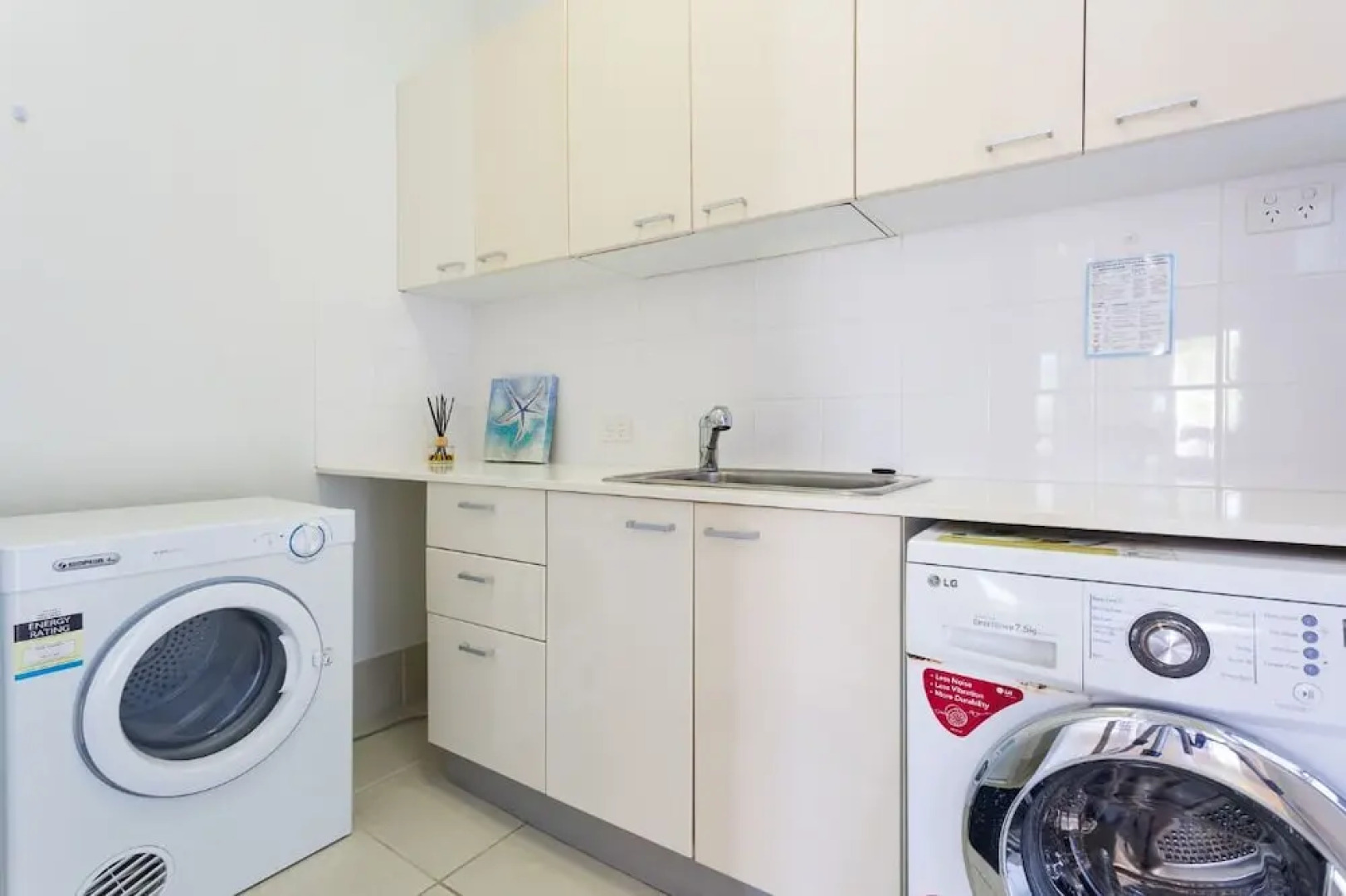 Cairns Beaches Home With Water View