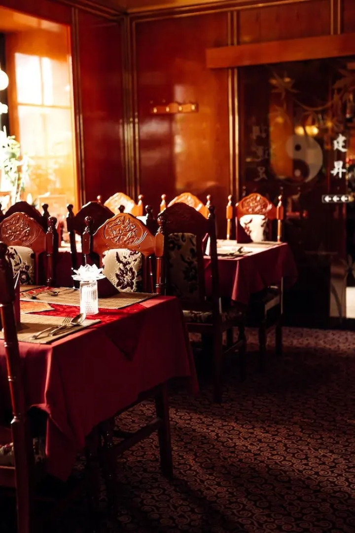 Hotel & Restaurant Peking