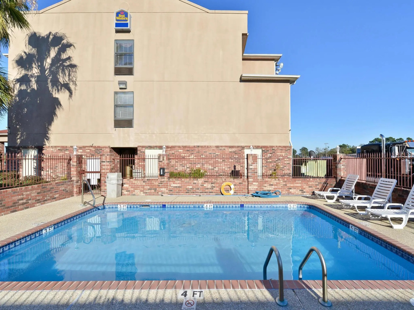 Best Western Rayne Inn