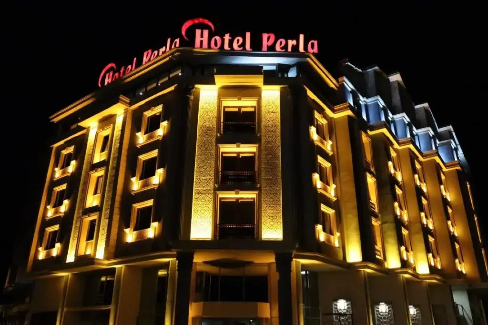 Perla Hotel