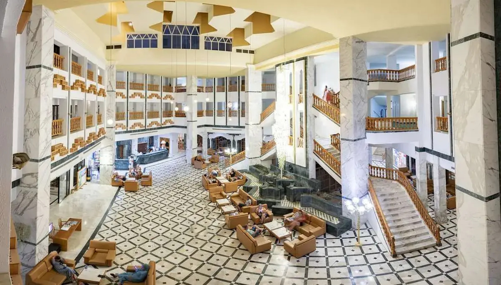 Le Soleil Bella Vista Resort